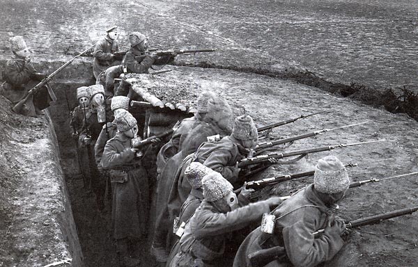 Русские войска в противогазах Зелинского